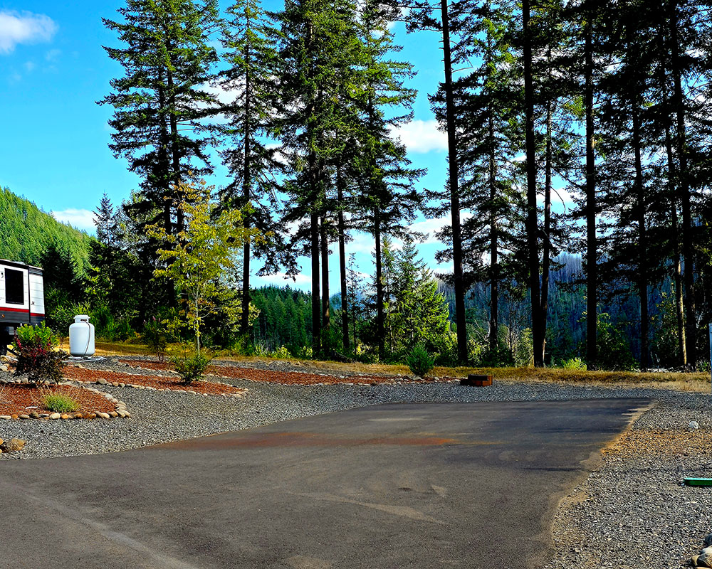 Full-hookup RV site with pull-through parking